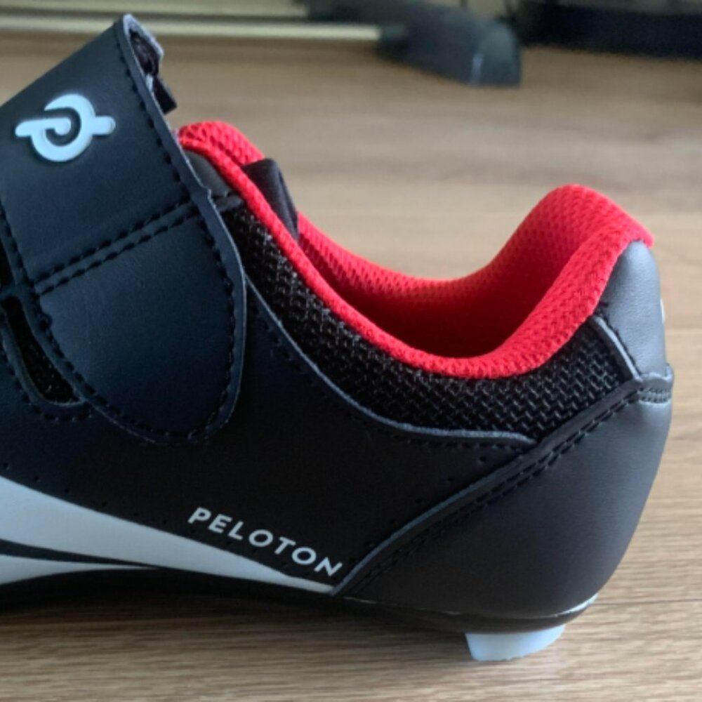Peloton Cycling Shoes - Women's size 9